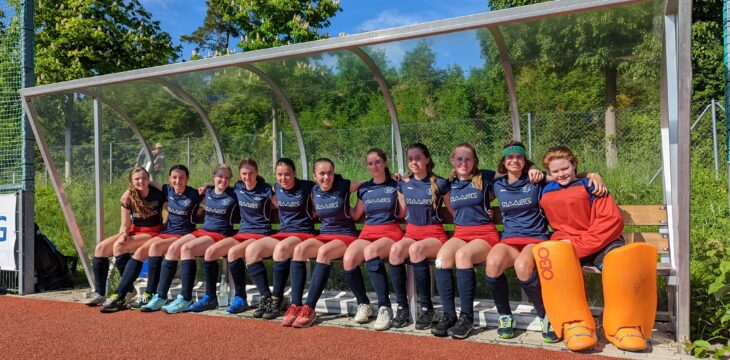 Weibliche U18 in Esslingen